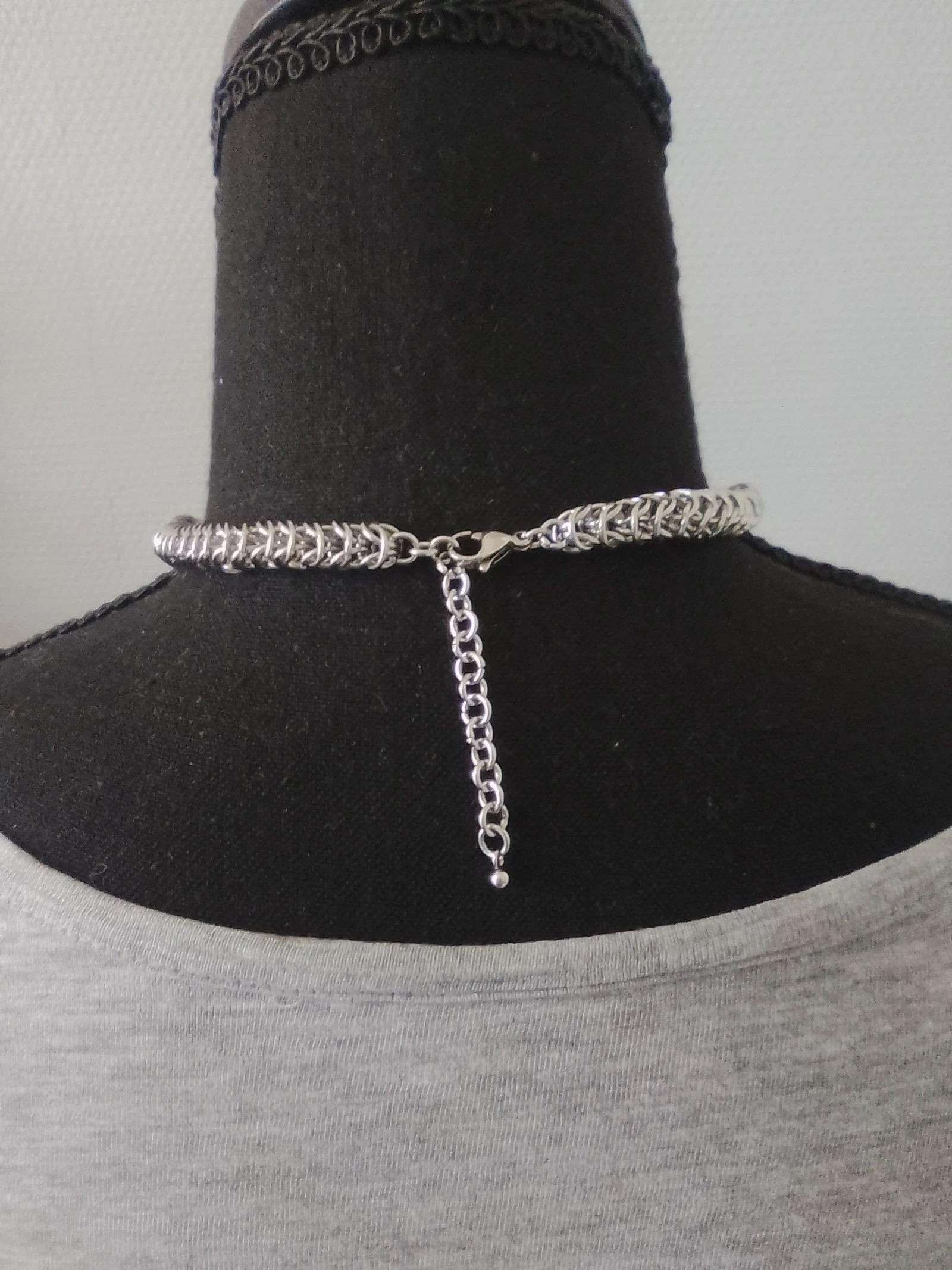 Collar con colgante de cadena bizantina unisex – photo 3